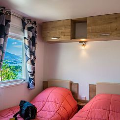 Appartement Gemütliches Chalet am Ufer des Sees von Serre-P