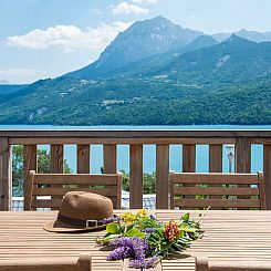 Appartement Gemütliches Chalet am Ufer des Sees von Serre-P