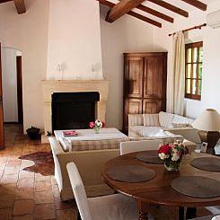 Vakantiehuis Charmante Villa mit Pool und Golfplatz