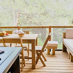 Premium Lodge