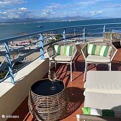 Luxe Appartement met zee uitzicht