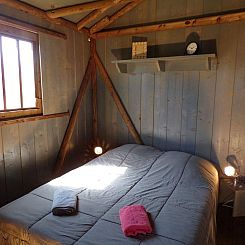 «Lodgehut op palen»