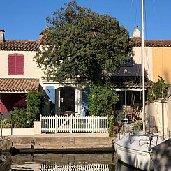 Vakantiehuis Gemütliches Ferienhaus in Grimaud mit Terrasse