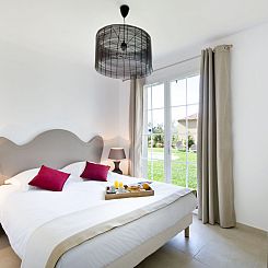 Vakantiehuis Le Clos Savornin V10ID