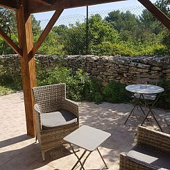 Vakantiehuis Studiowohnung mit Terrasse - Pool, Tennis, Boul