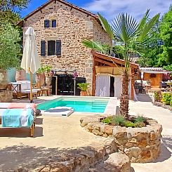 Vakantiehuis "Lodge 144" met prive relax pool voor 2 pers