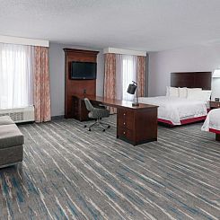 Hampton Inn & Suites Orlando Airport at Gateway Village