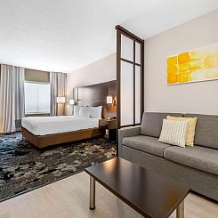 Comfort Inn & Suites Near Universal Orlando Resort-Conventio