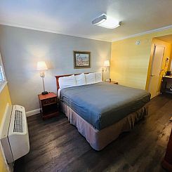Van Ness Inn