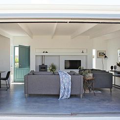 The Cottage Collection Paternoster