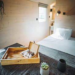 Pipowagen met terras