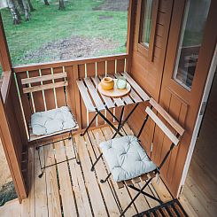 Pipowagen met terras