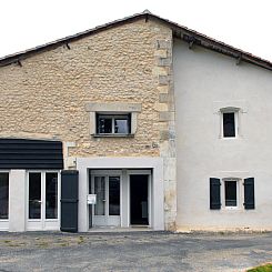 Vrijstaande woning in  Périgueux - Verteillac