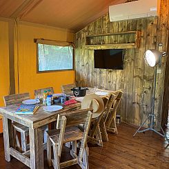 Woody Safari Tent + jacuzzi