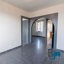 Vrijstaande woning in Laon