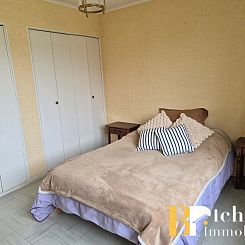 Vrijstaande woning in Laon