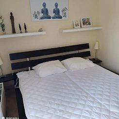 M en M's place
