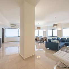 Appartement Stilvolle 2 Schlafzimmer, nur wenige Schritte vo