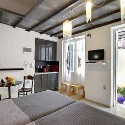 Appartement Studio "Purple Heart" mit Terrasse