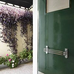 Appartement Studio "Purple Heart" mit Terrasse