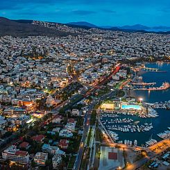 Vrijstaande woning in Glyfada, Ano Glyfada
