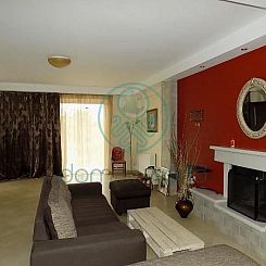 Geschakelde woning in Agrinio