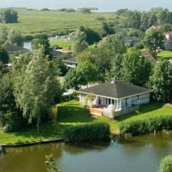 Vakantiehuis Starvilla in Makkum mit Sauna und schöner Auss