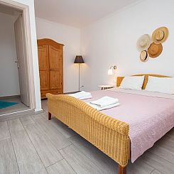 Appartement mit Terrasse