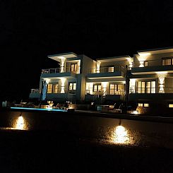 Vakantiehuis Villa für 8 Pers with pool in Plataria - Koral