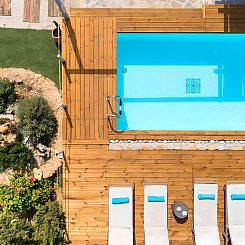 Vakantiehuis "Cretan Lodge" mit Blick auf das Wasser