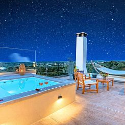 Vakantiehuis Akalli Villa Privater Pool, Whirlpool