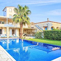 Vakantiehuis Cretan Mansion mit beheiztem Pool