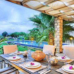 Vakantiehuis Cretan Mansion mit beheiztem Pool