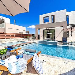 Vakantiehuis Ferienvilla "Minaos Grand" mit privatem Pool