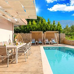 Vakantiehuis Ferienvilla "Allas" mit beheiztem Pool