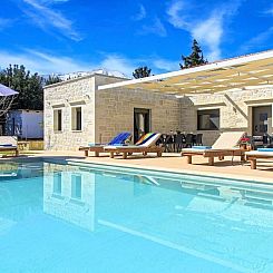 Vakantiehuis "Orientem Villa" mit beheiztem Pool