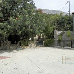 Geschakelde woning in Agia Paraskevi