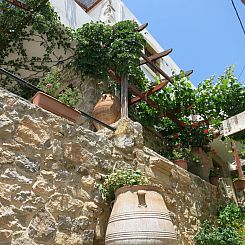 Vakantiehuis in Pefki mit Terrasse und Grill