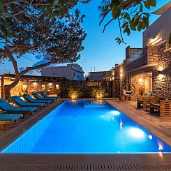 Vakantiehuis Paradisos für 14 Personen und 4 Kinder