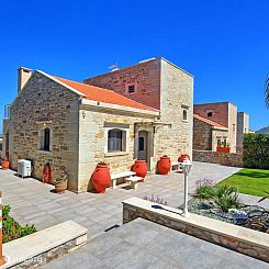 Villa Minos