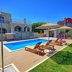 Villa Minos