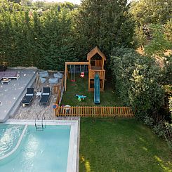 Vakantiehuis Kostenloses Frühstück, Pools, Kinderbereich, 