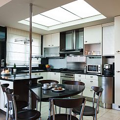 Vakantiehuis Villa mit Pool, Spielplatz, Pingpong und Grillp