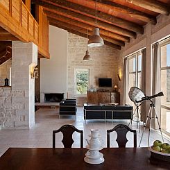 Vakantiehuis Villa aus Stein mit privatem Pool und BBQ-Berei