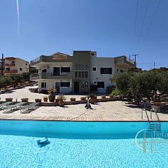 Vrijstaande woning in Agia Pelagia