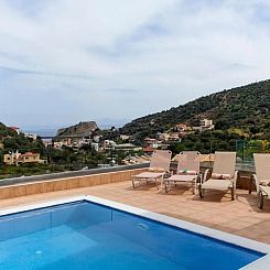 Vrijstaande woning in Heraclion Cretes, Agia Triada