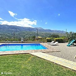 Villa Fem