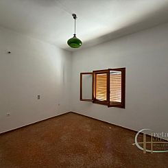 Geschakelde woning in Magarikari