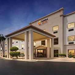 Comfort Suites near Robins Air Force Base