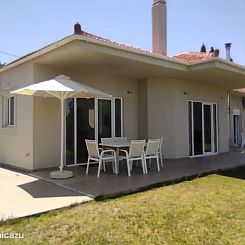 Helidonia Villas, Sea Breeze